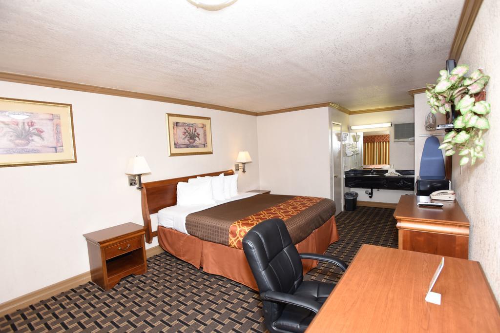 Best Budget Inn أنهايم المظهر الخارجي الصورة